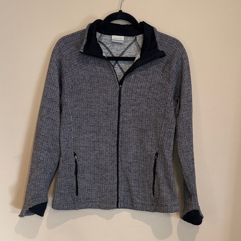 Columbia Women’s Black and Gray Zip-Up Sweater with Pockets Comfortable Casual